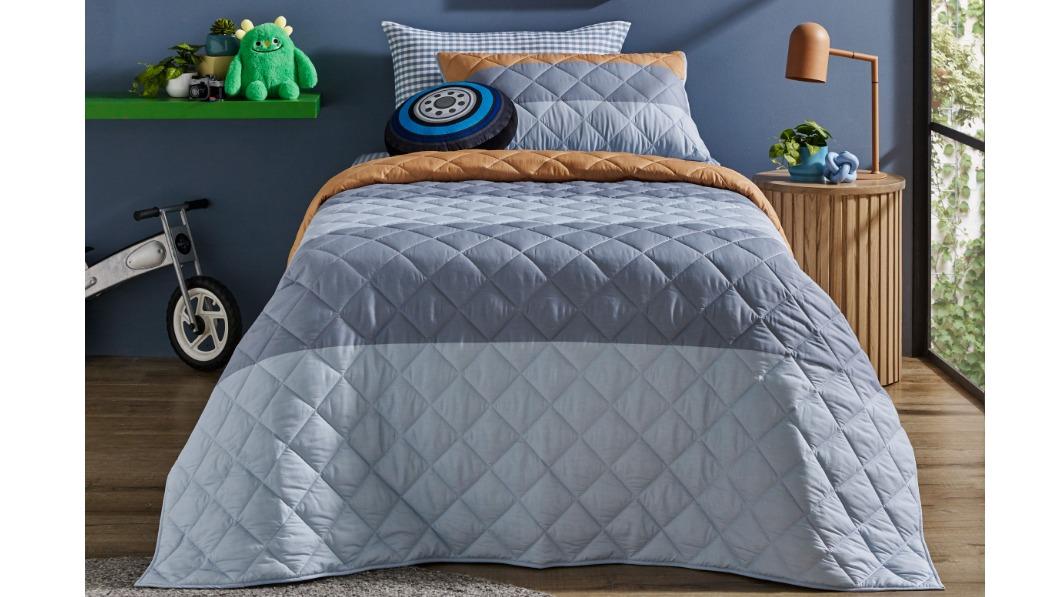 Thunder Comforter Set