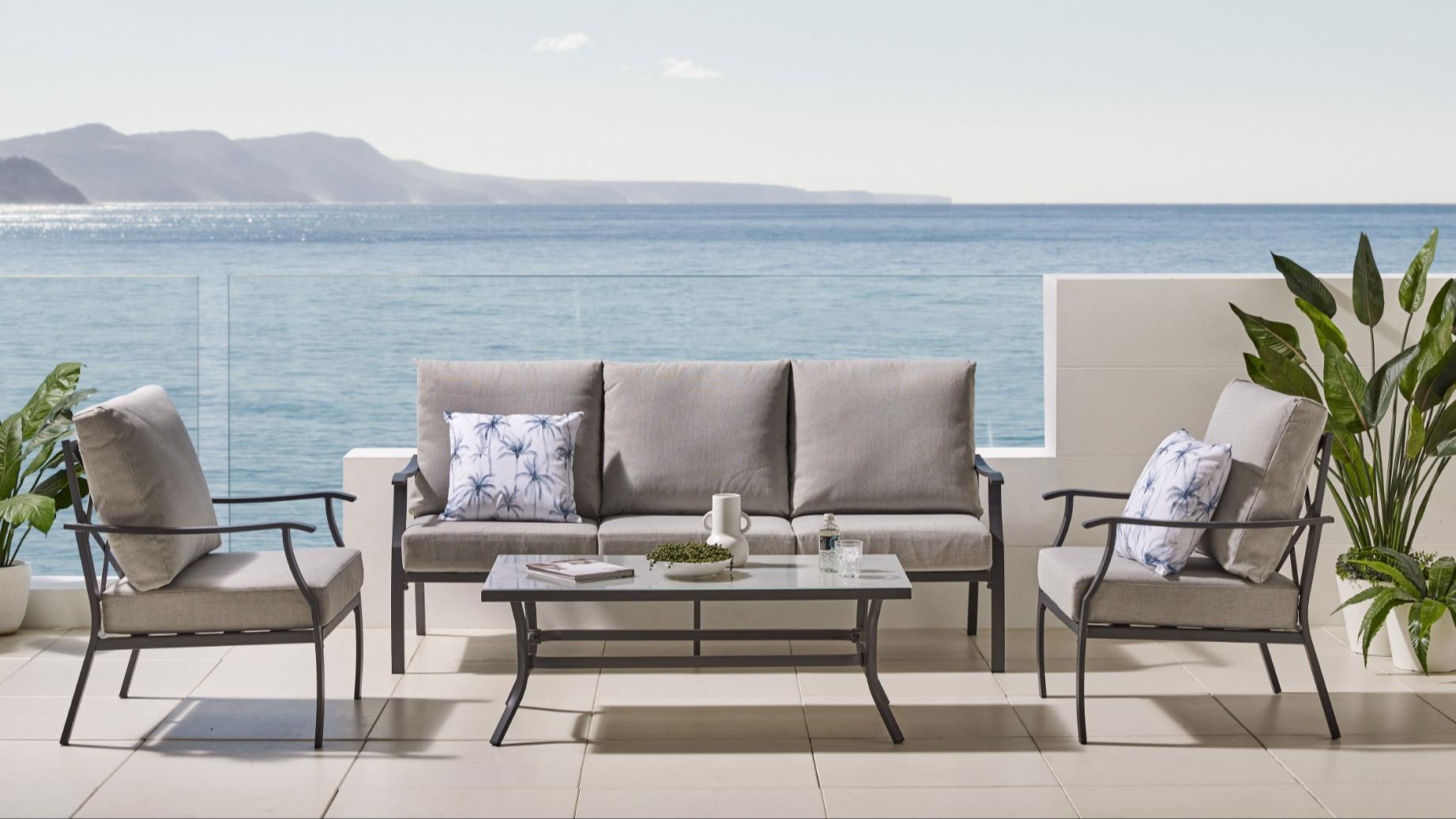 Luvo 4-Piece Outdoor Lounge Setting