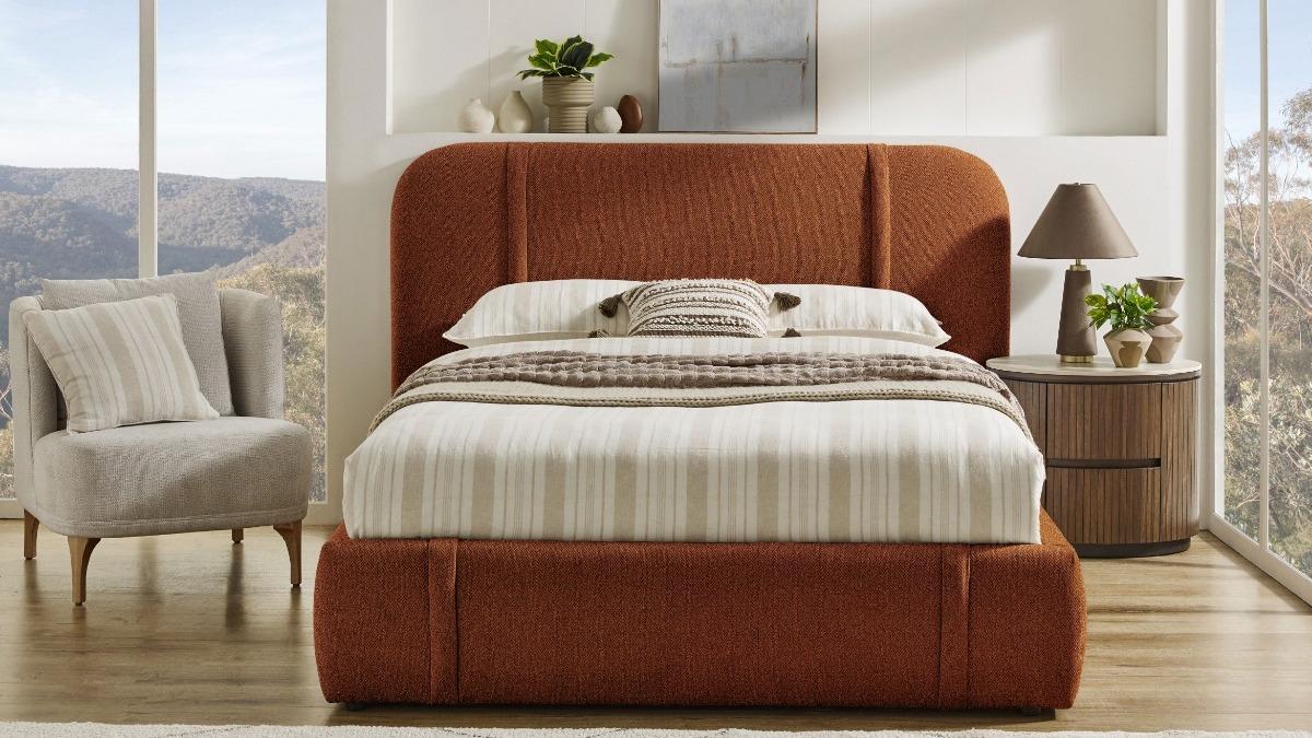 Cento Rust Bed - Queen