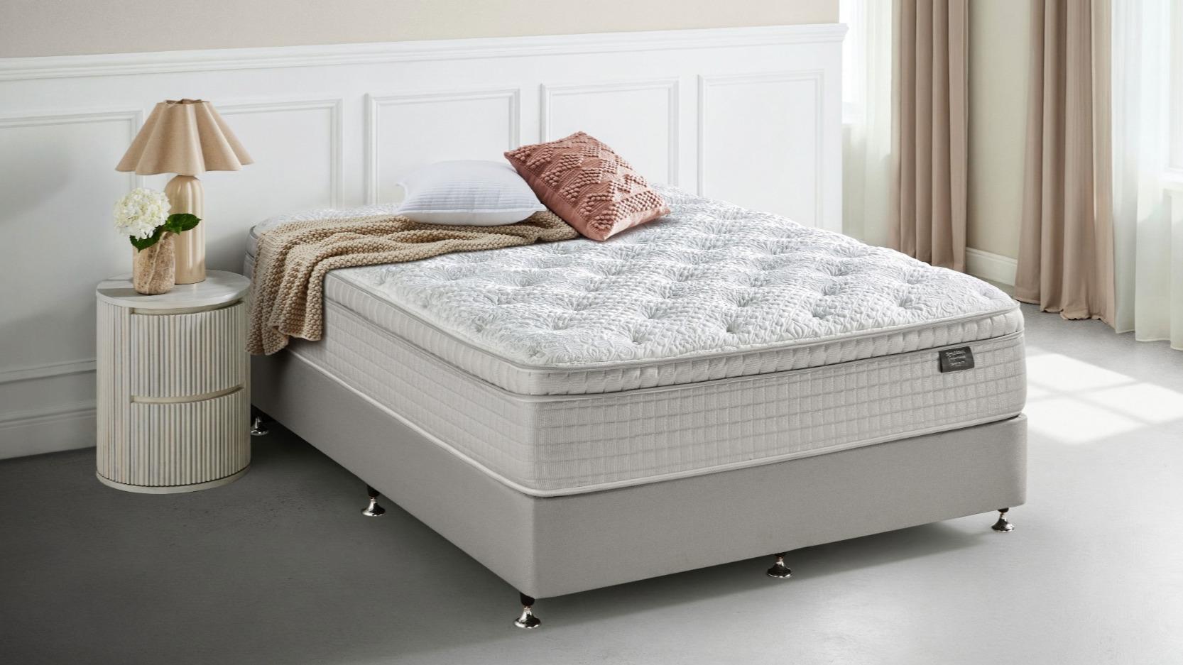 SleepMaker Smart Elite Plush Mattress - King