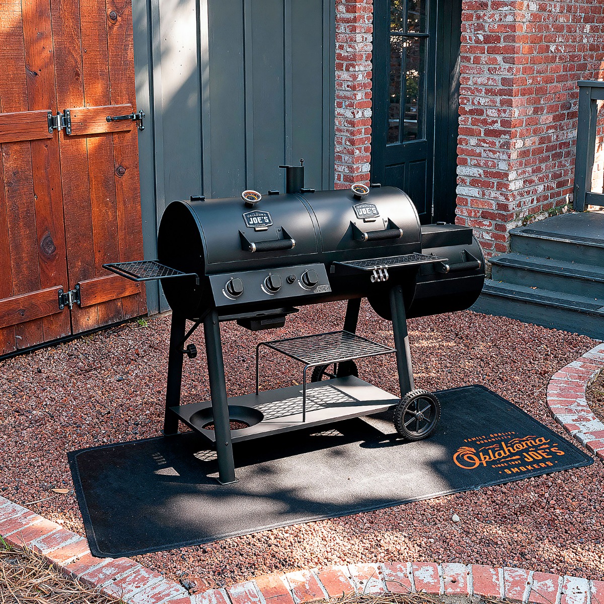 Oklahoma Joe's Canyon Combo Smoker and Grill
