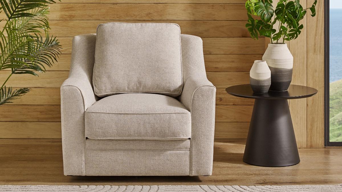 Neutron Swivel Chair