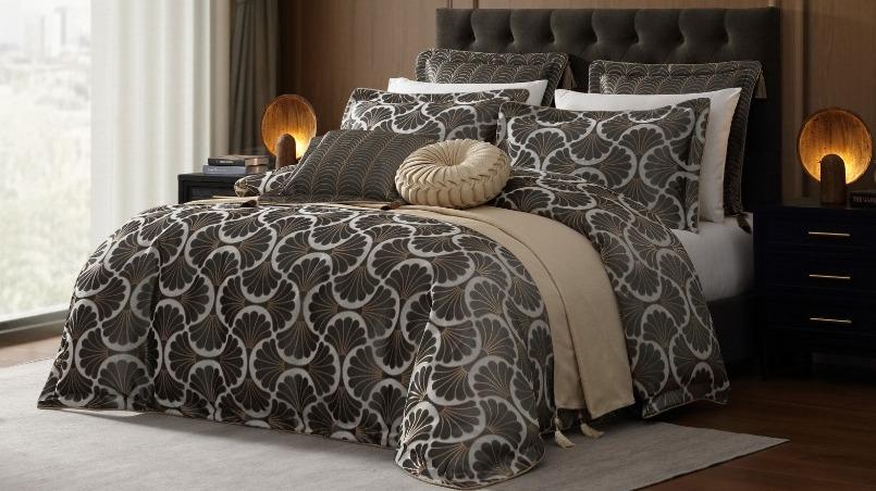 Florentine Gold Quilt Cover Set - Super King