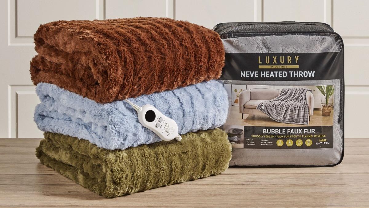 L'Avenue Luxury Neves Heated Throw