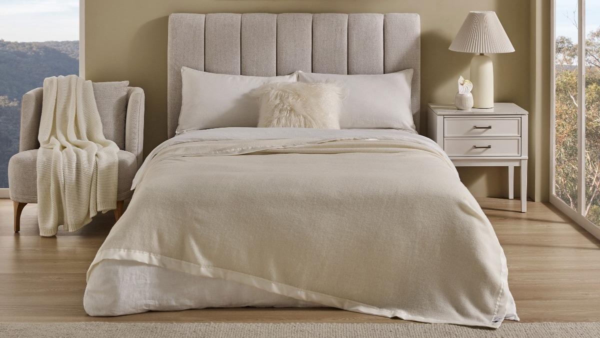 L'Avenue Lifestyle Freya Aus Wool Ivory Blanket