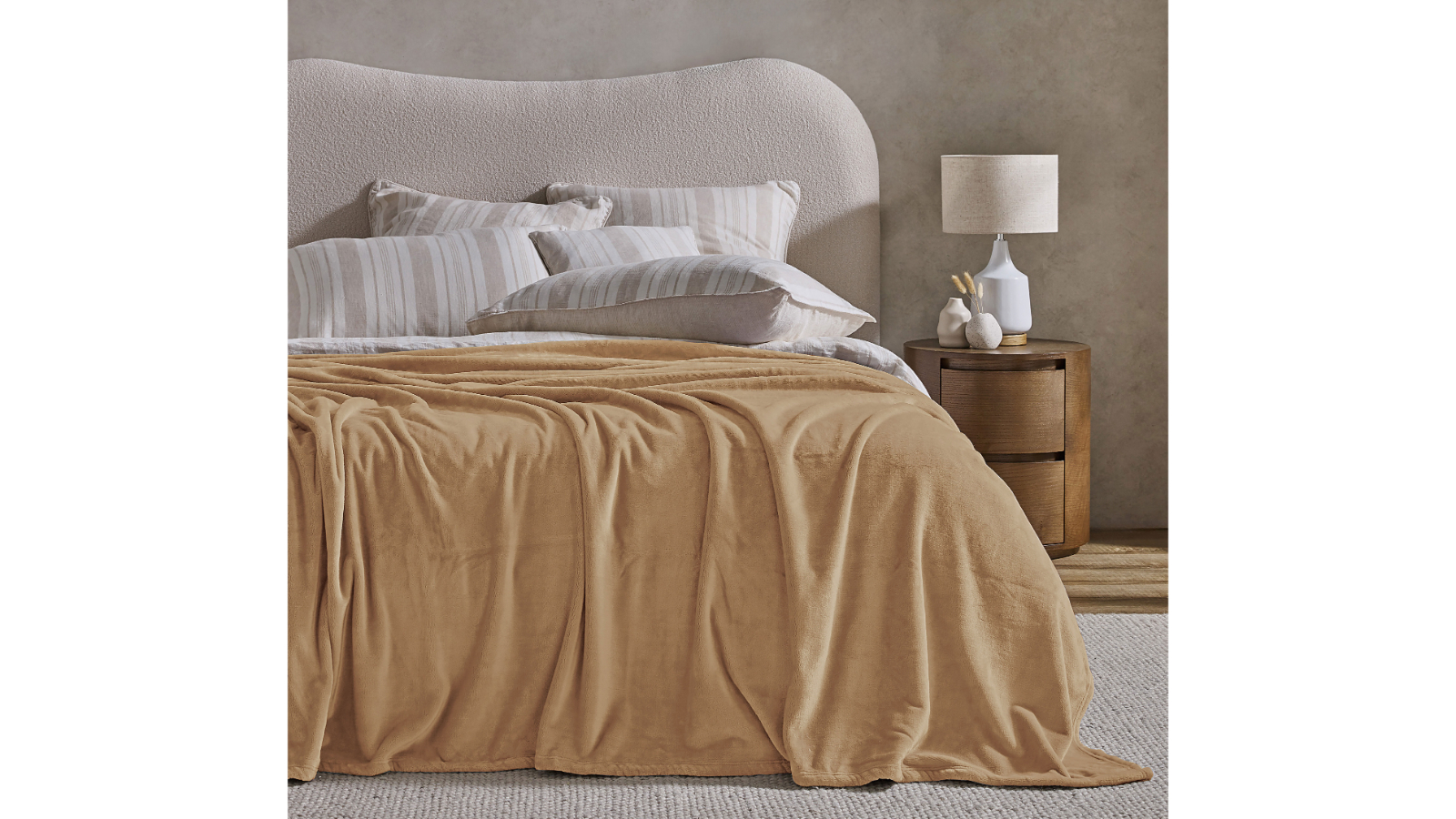 L'Avenue Lifestyle Nordic Luxe Latte Blanket