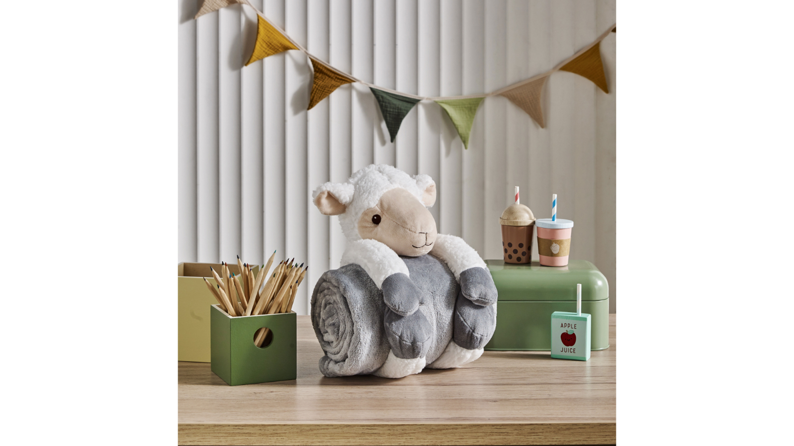 Shaun Sheep Toy Blanket