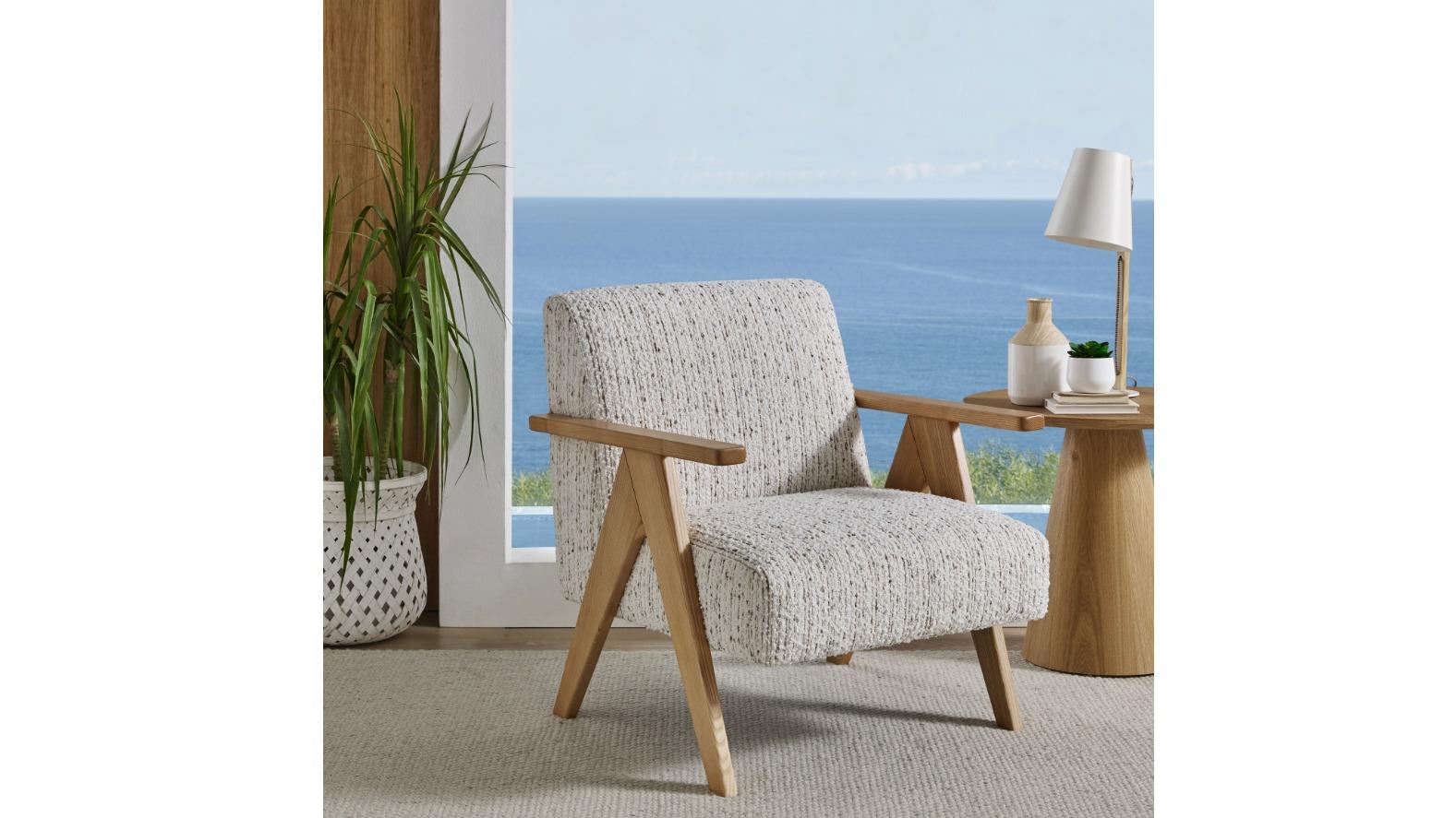 Lyra Accent Chair