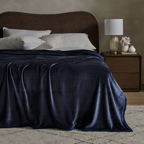 L'Avenue Lifestyle Nordic Luxe Midnight Blanket - Super King