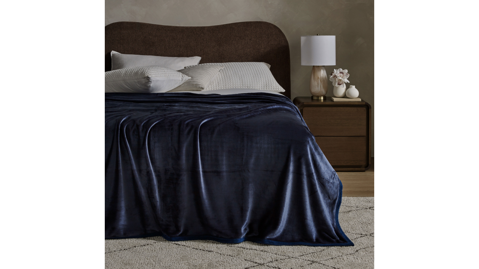 L'Avenue Lifestyle Nordic Luxe Midnight Blanket - Queen/King