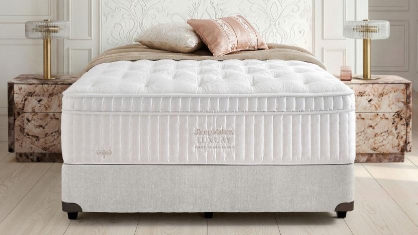 SleepMaker Luxury St. Regis Plush Mattress - Double