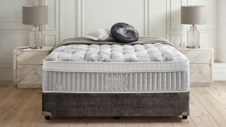 SleepMaker Luxury Mayfair Plush Mattress - Double