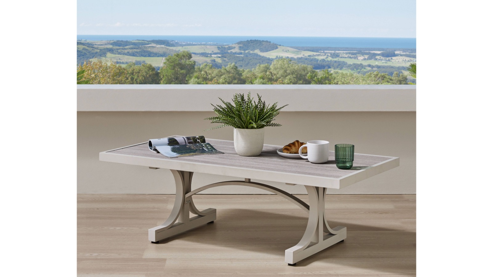 Reverdi Outdoor Coffee Table