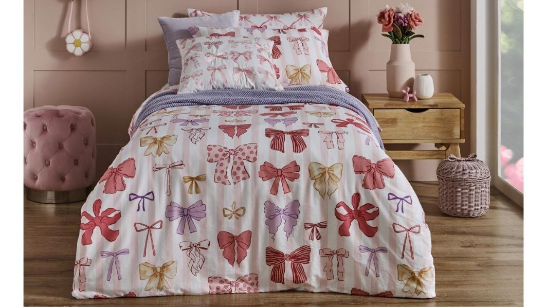 Joy Bow Quilt Cover Set - Queen