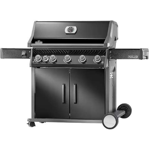 Napoleon Rogue Pro 625 5-Burner BBQ