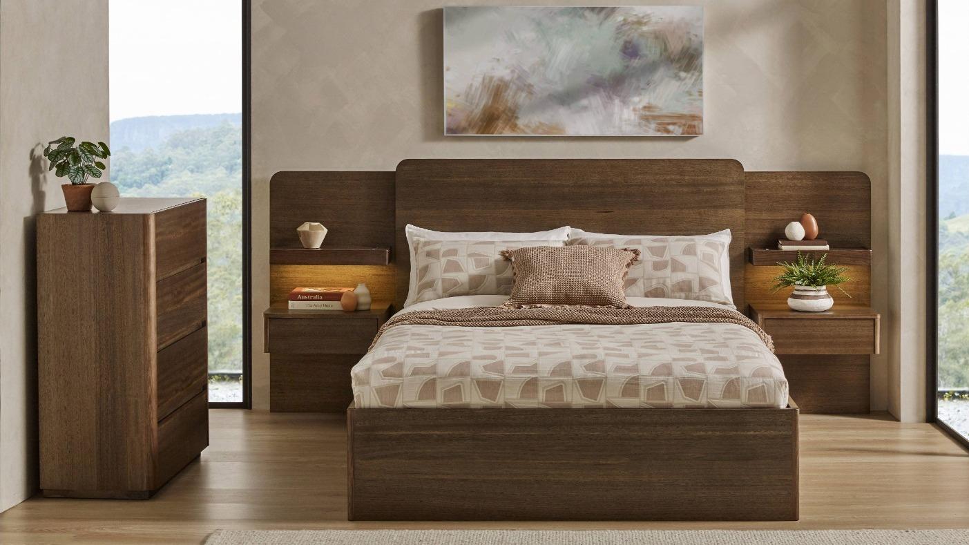 Sutton Extended Gas Lift Bed with 1-Drawer Bedside Tables