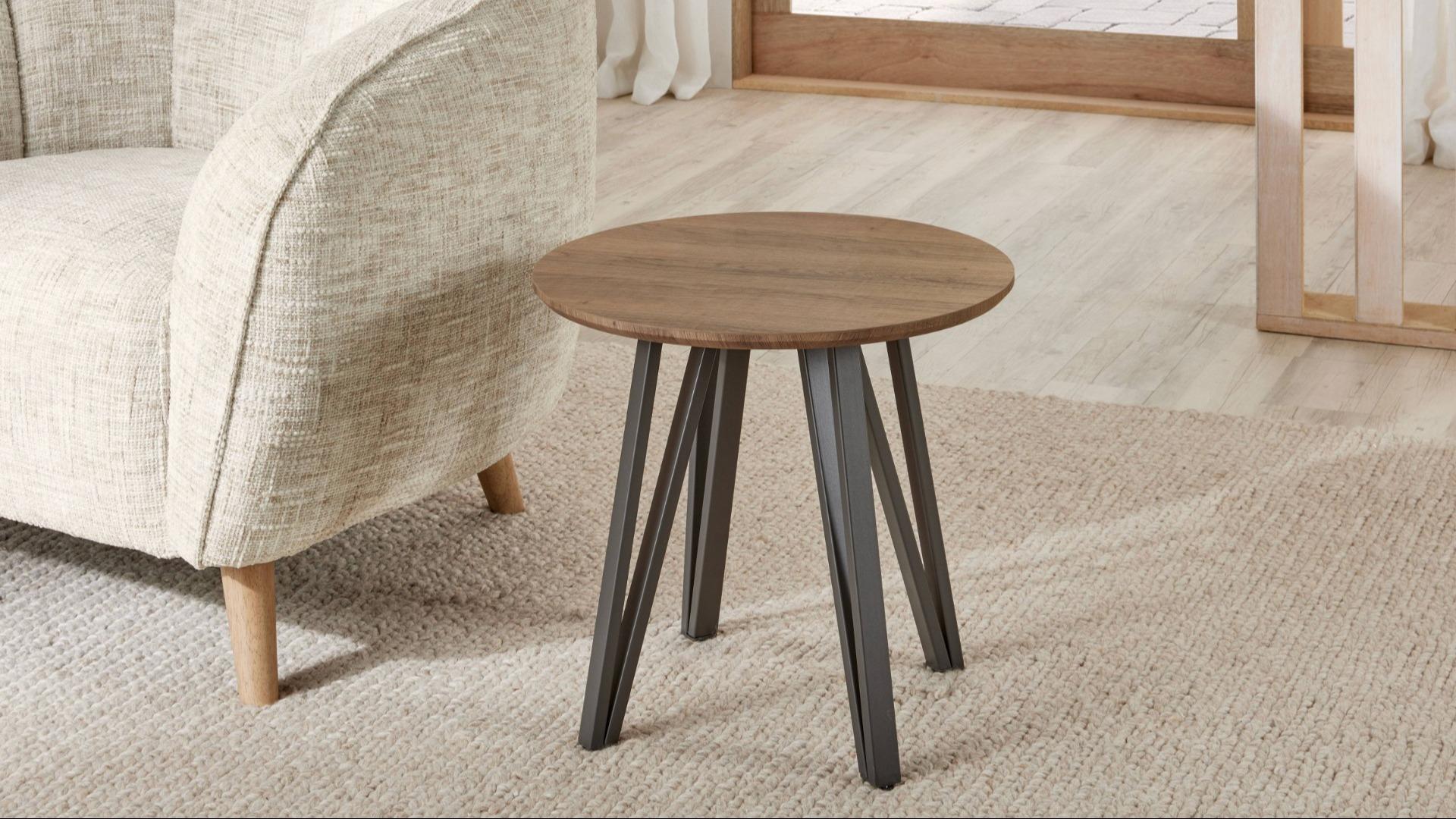 Wynn Lamp Table