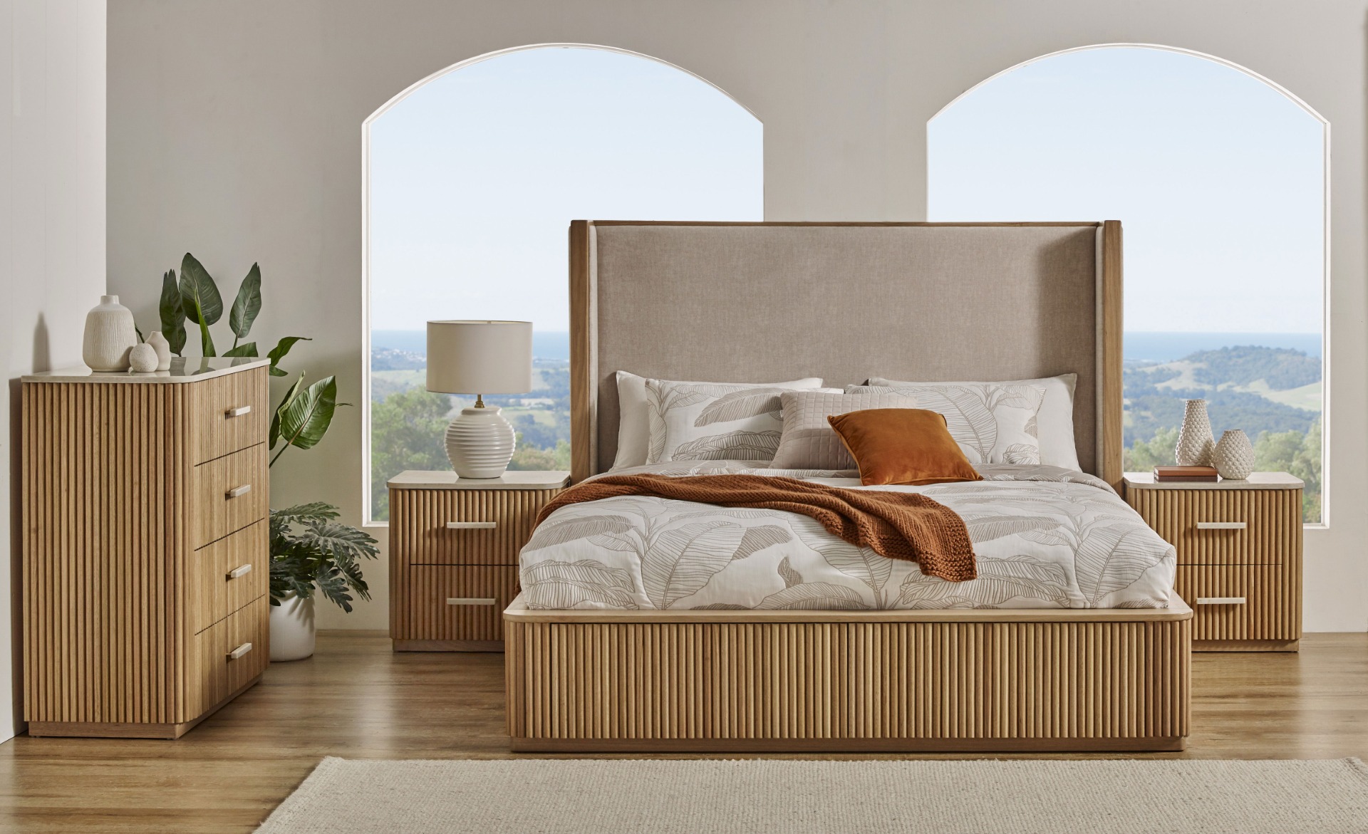 Marriott 2-Drawer Bed - Super King