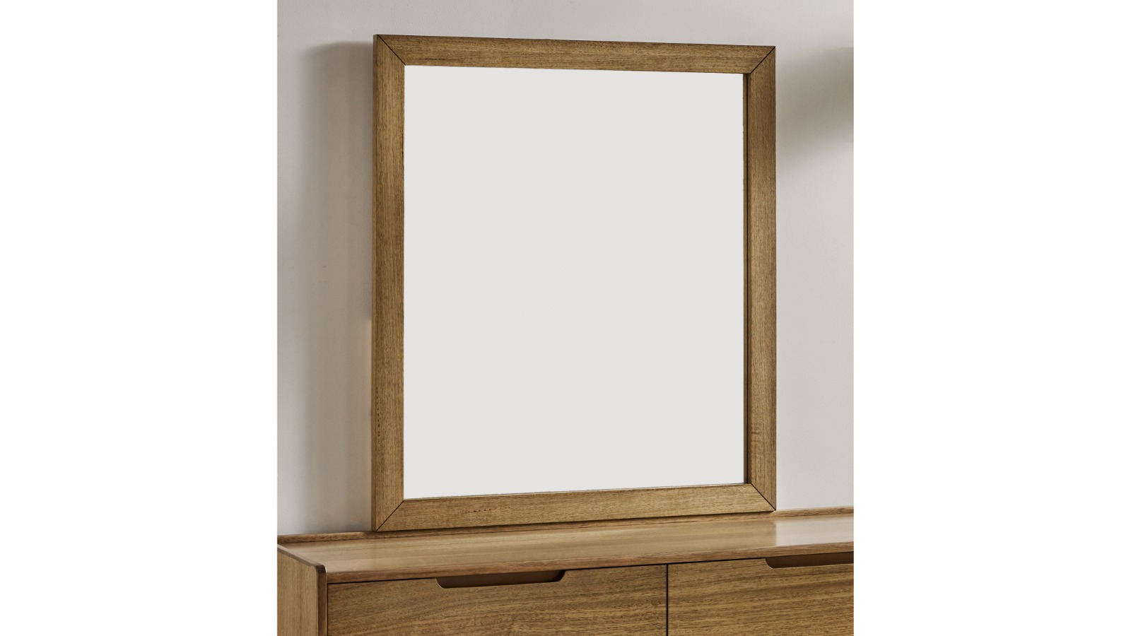 Charlton Mirror