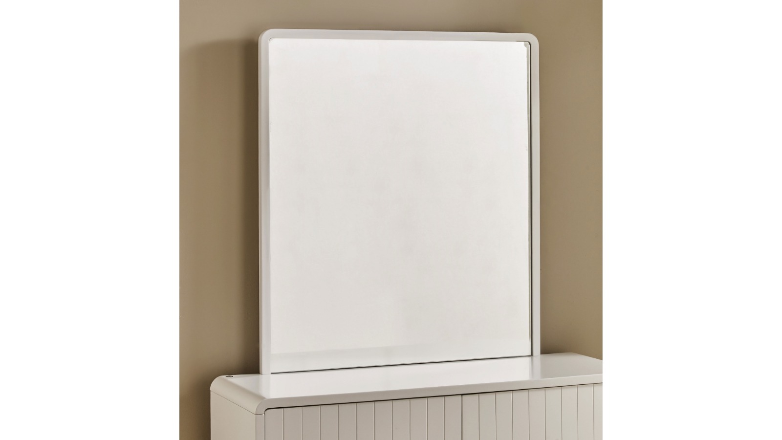 Aegea Mirror