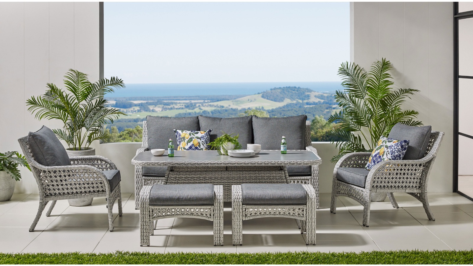 Farrow 6-Piece Outdoor Lounge/Dining Setting