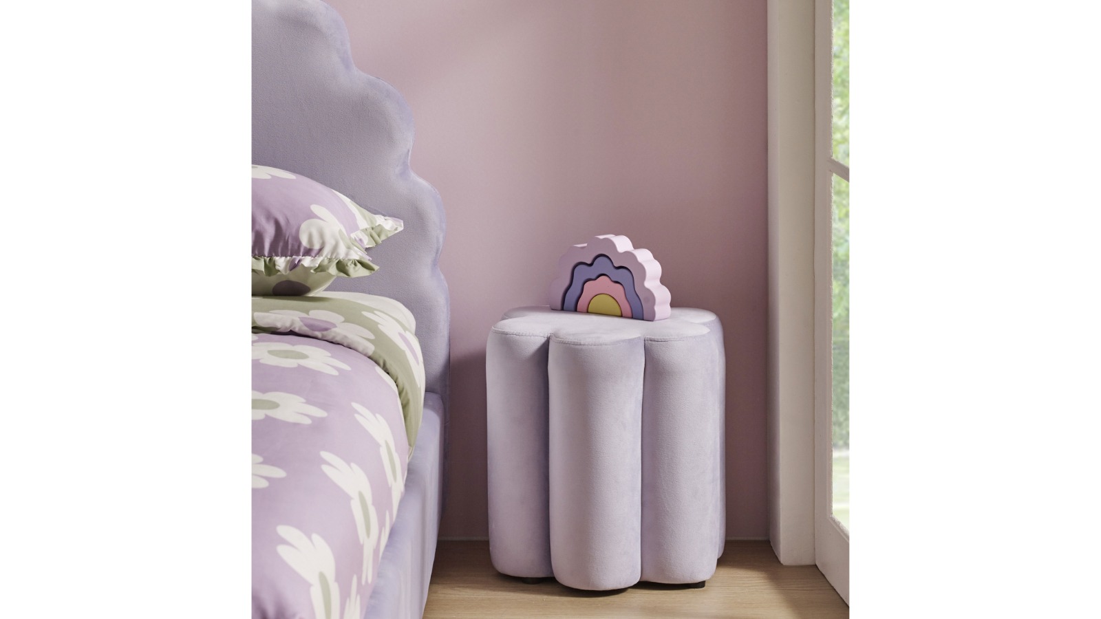 Daisy Stool