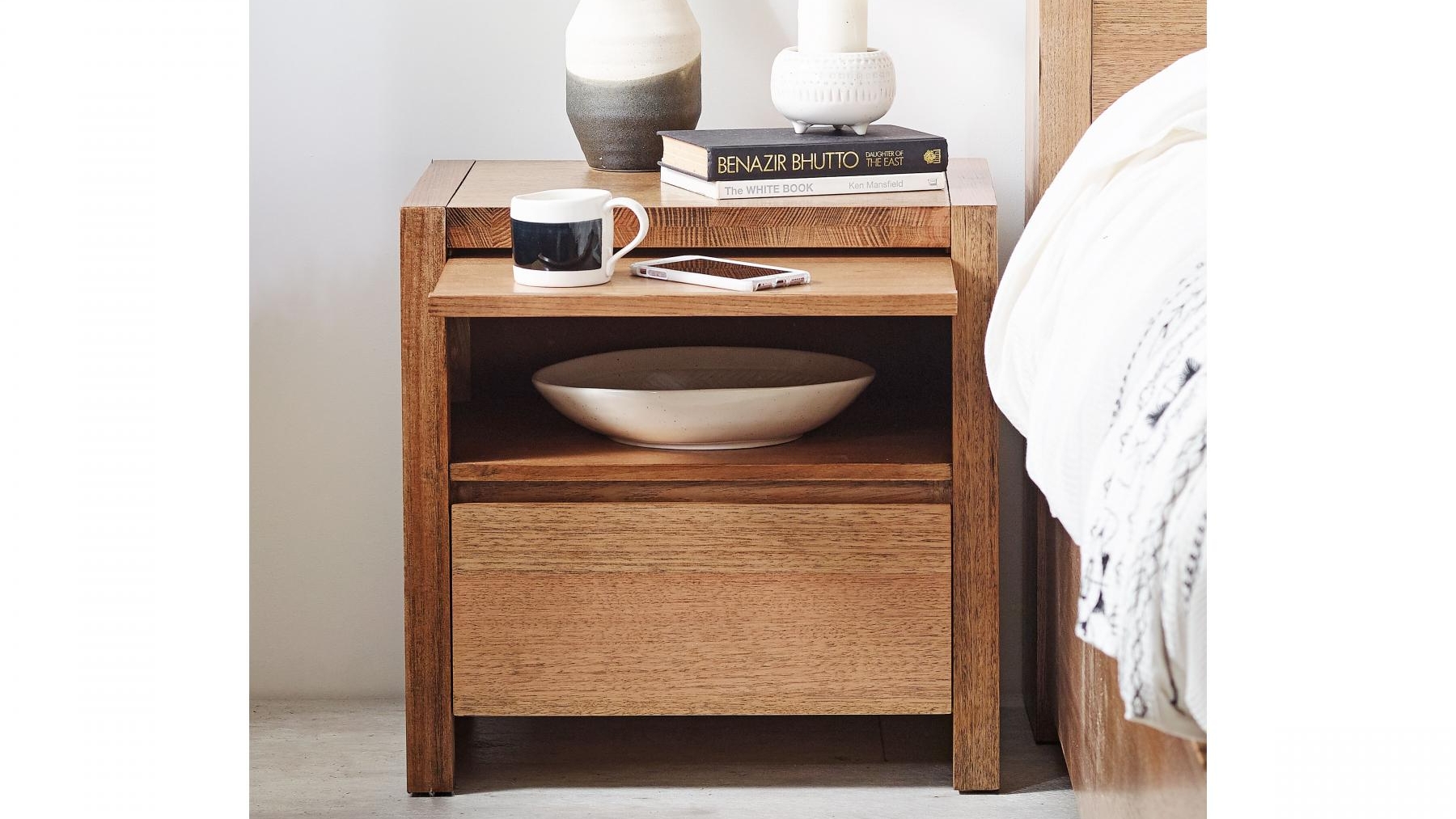 Accent 1-Drawer Bedside Table 