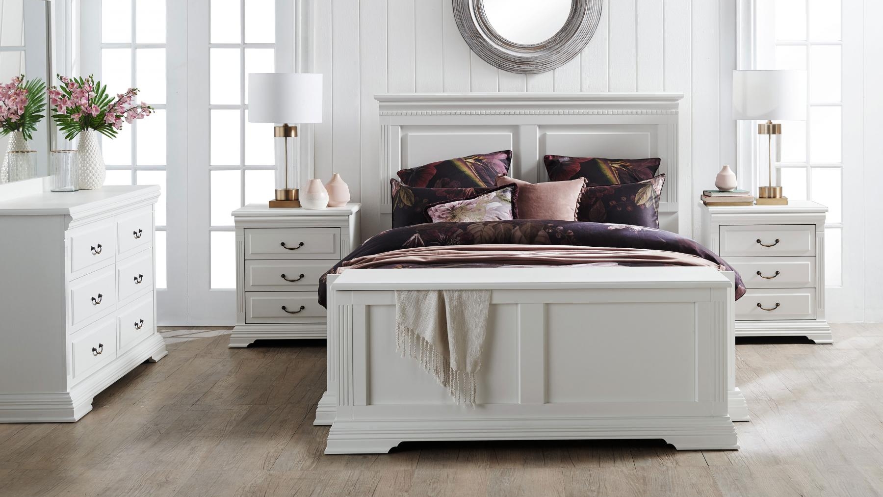 Victoria Bed Queen Harvey Norman