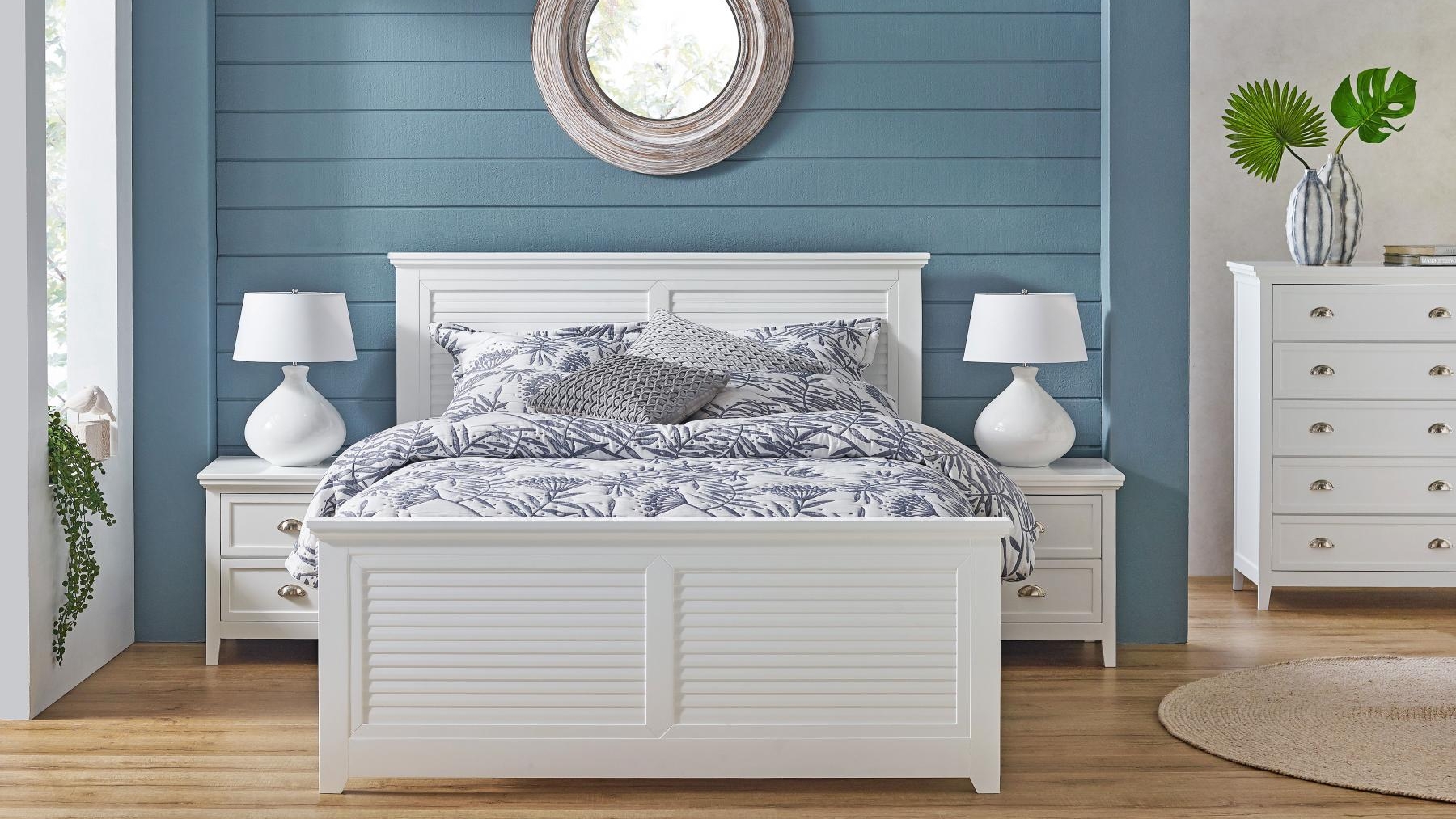 Lilly 4-Piece Bedroom Suite - King