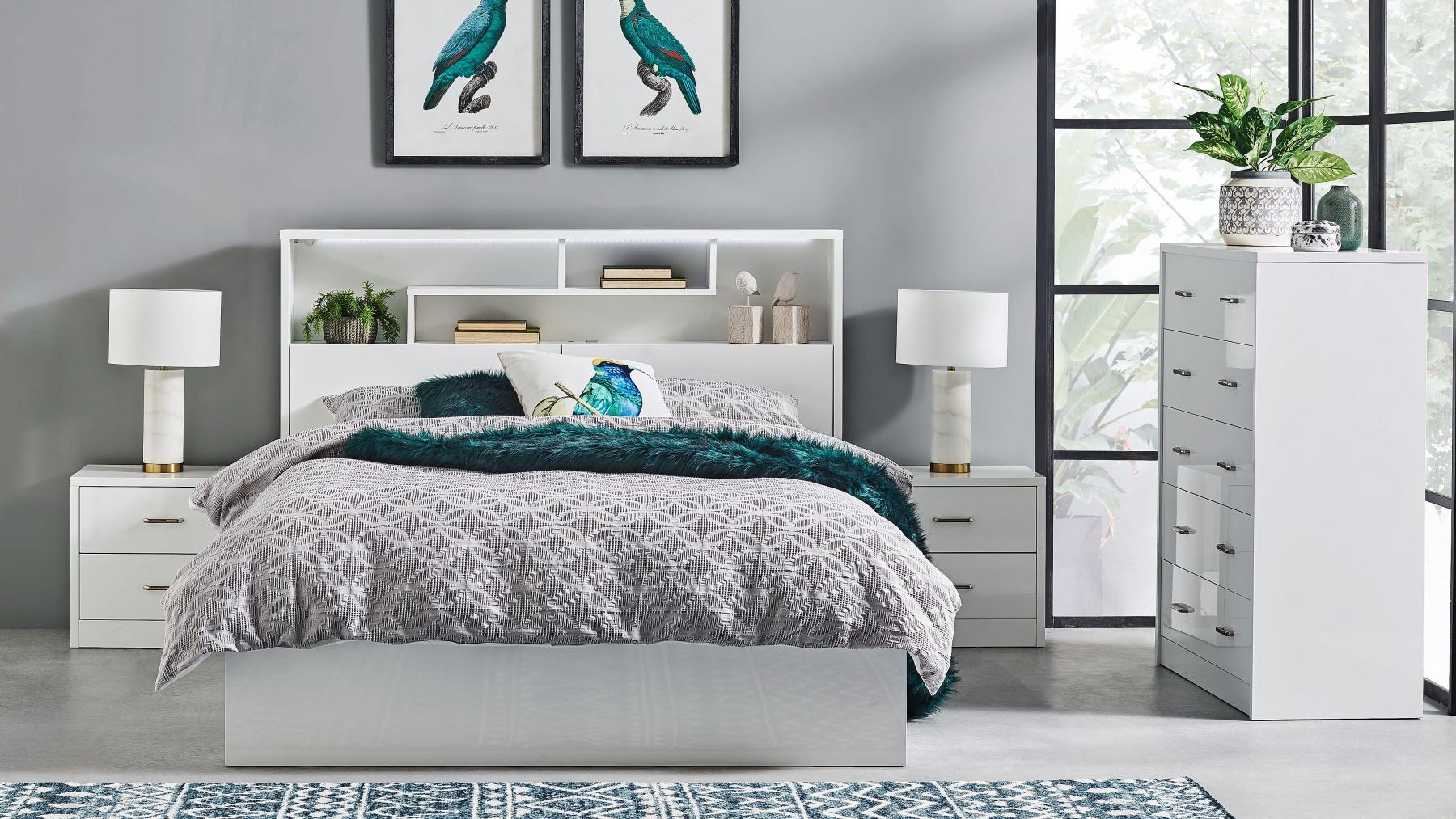 Edge Double Gaslift Bed - White