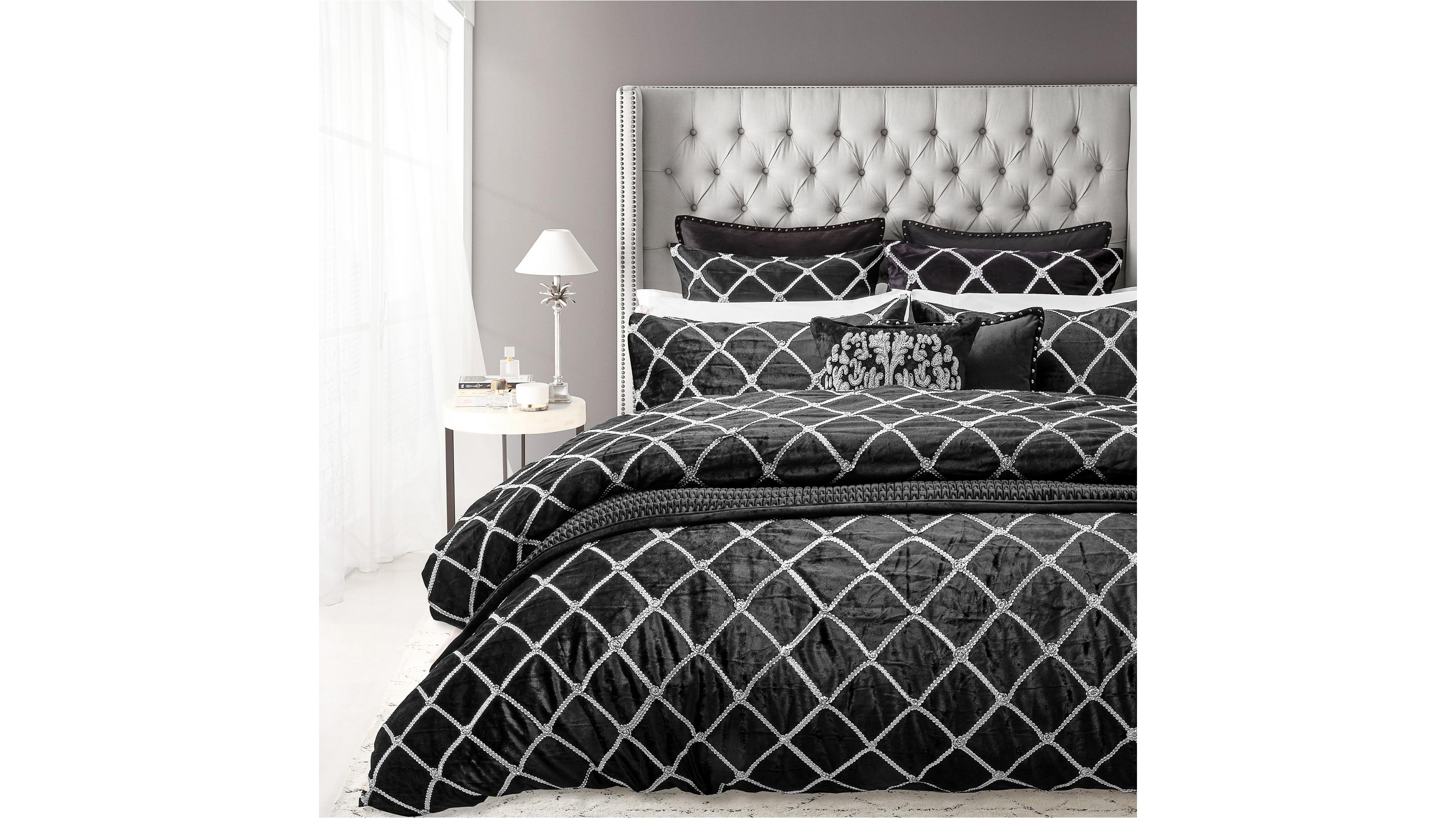 Julienne Noir Quilt Cover Set - Queen