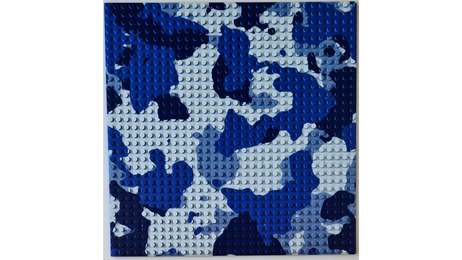 Baseplate 32x32 Studs Generic Classic - Marine/camo 