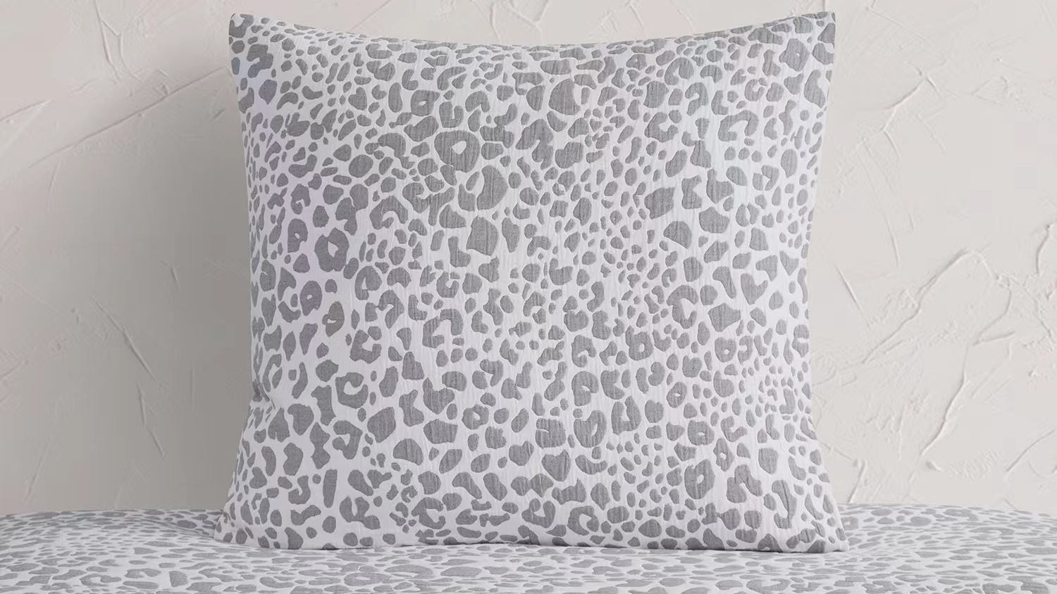 L'Avenue Lucca European Pillowcase