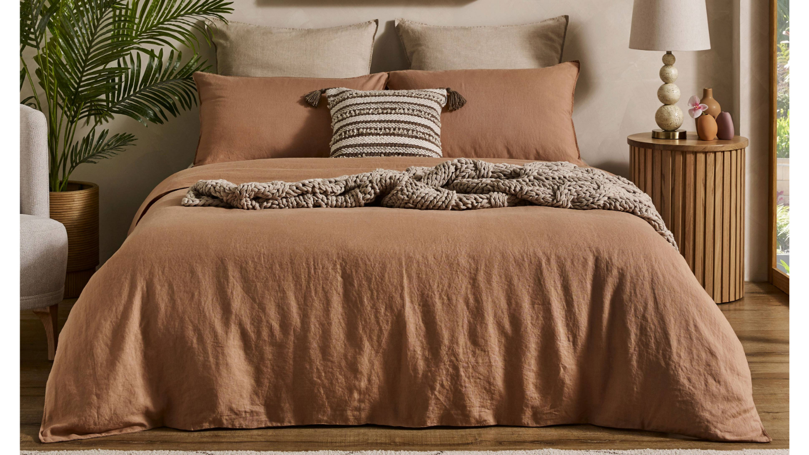 L'Avenue Pure Linen Terracotta Quilt Cover Set - Queen