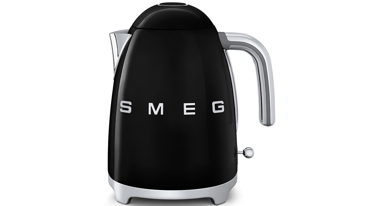 Smeg 50's Retro Style Electric Kettle Black Harvey Norman