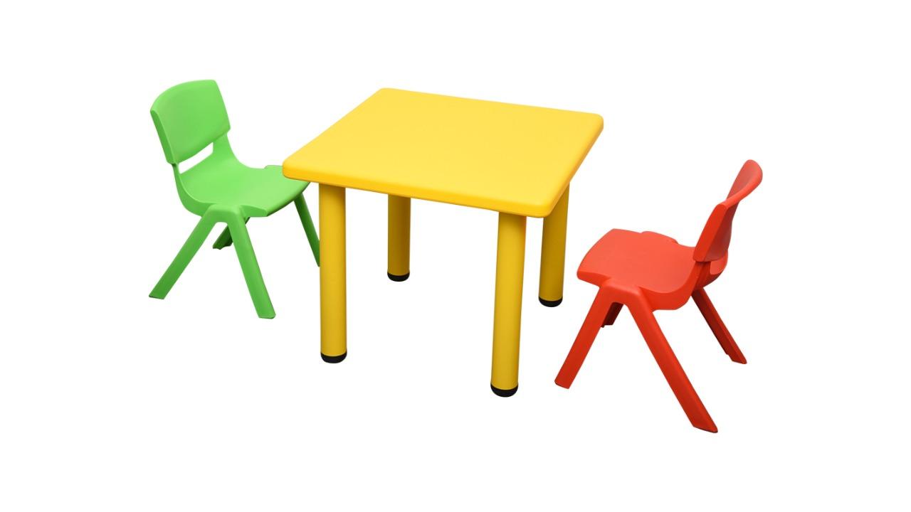 HelloDeal 60 x 60cm Kids Square Table and Green/Red 2 Piece Chair - Yellow