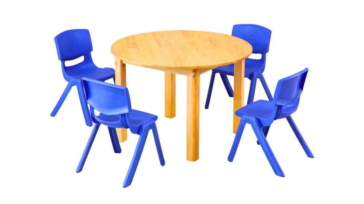 HelloDeal Pinewood Timber Children Desk 80cm Round Wooden Kids Table and 4 Blue Chair Set