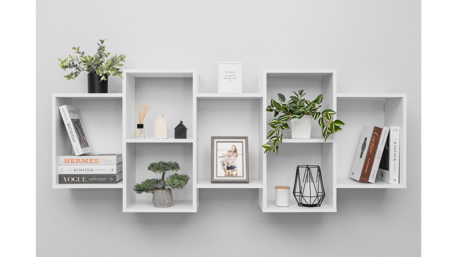 European Cabinetry Lisbon Display Shelf Set - White