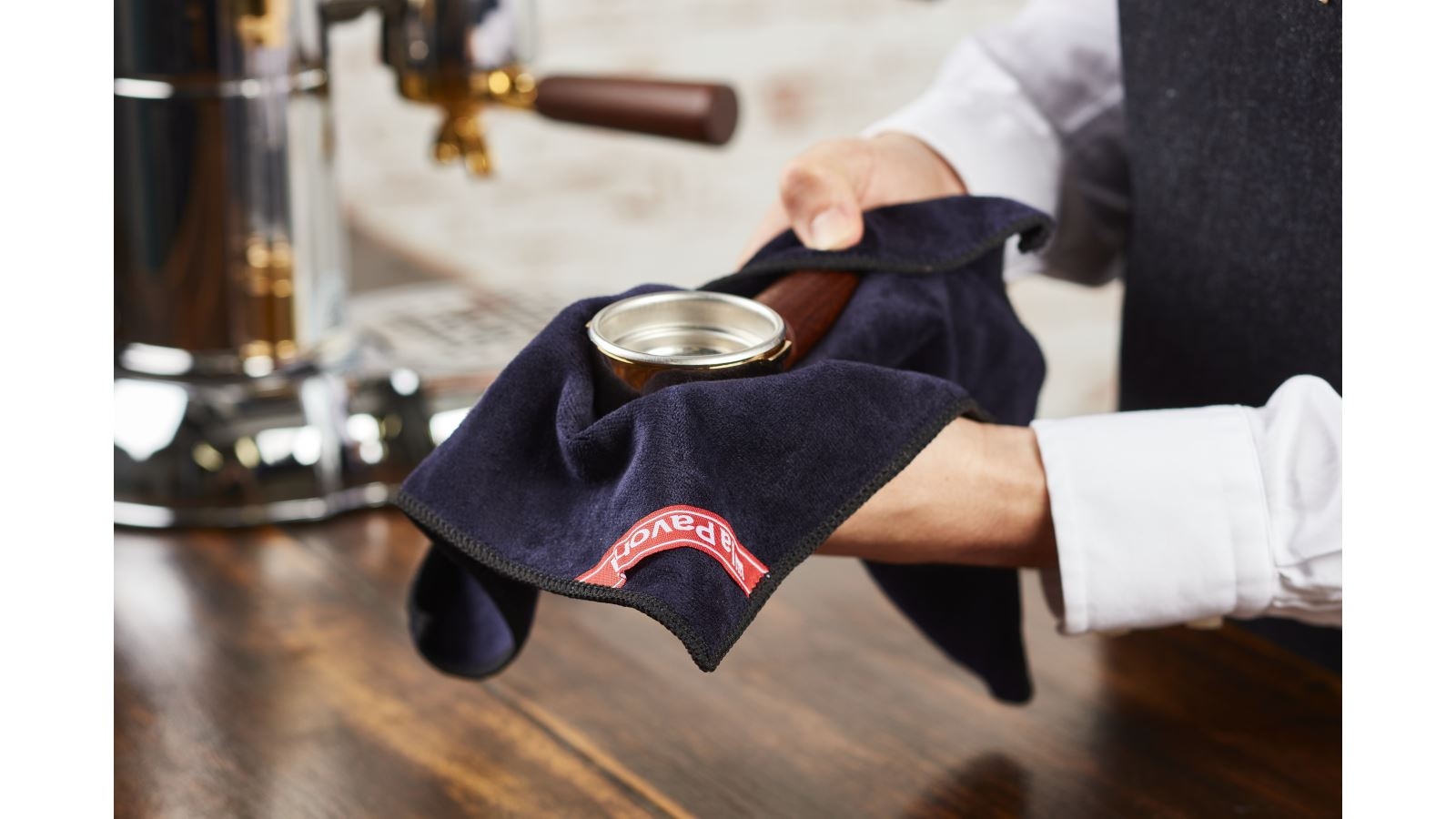 La Pavoni Microfibre Cleaning Cloths 4 Piece Set Harvey Norman