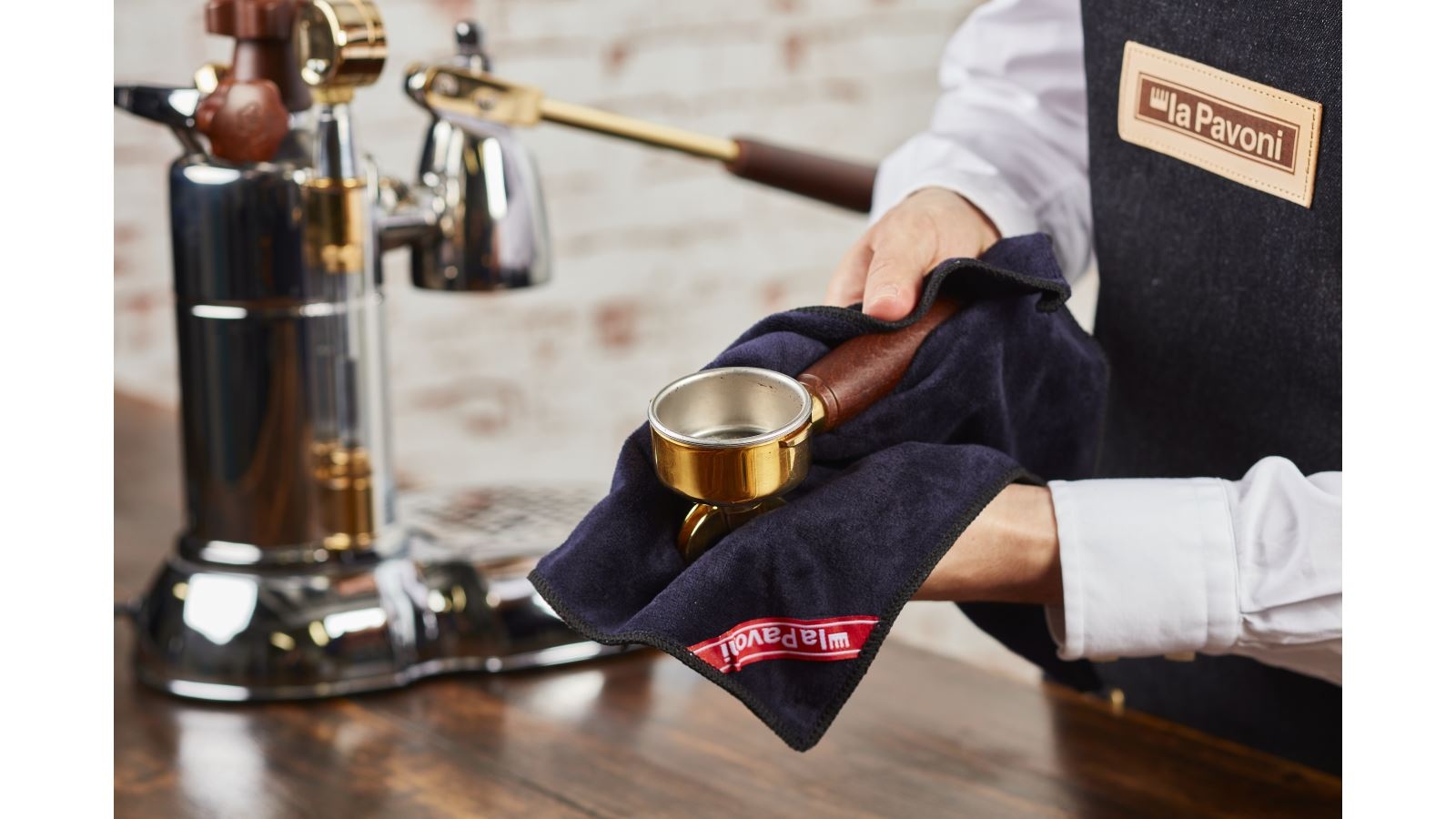 La Pavoni Microfibre Cleaning Cloths 4 Piece Set Harvey Norman