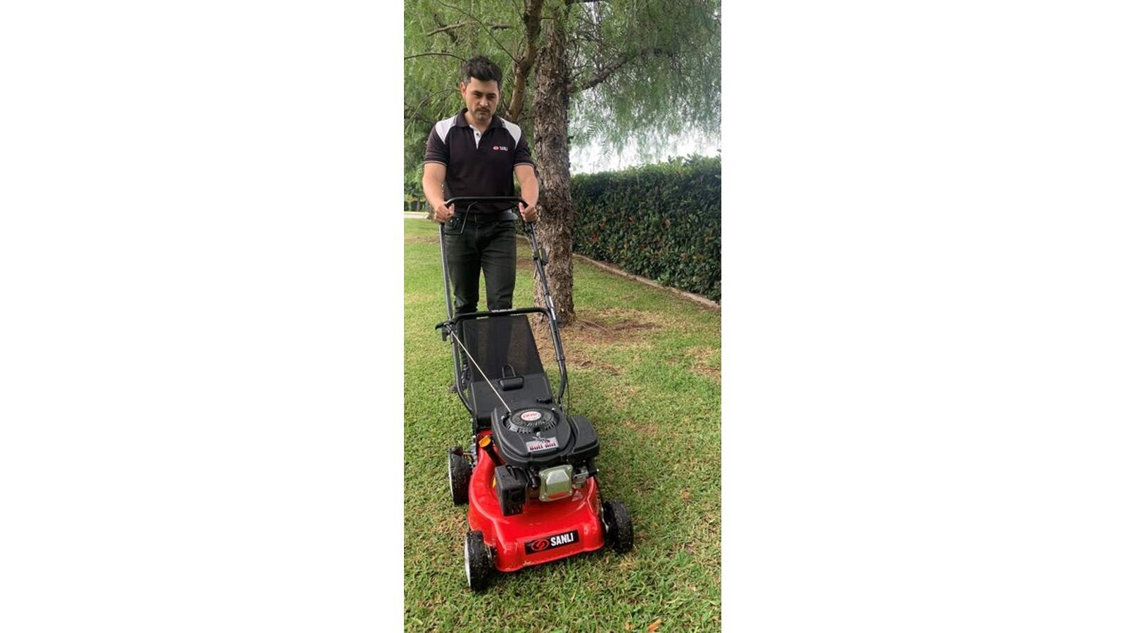 Sanli Bull Ant Cut and Catch OHV 350 4 Stroke Lawnmower