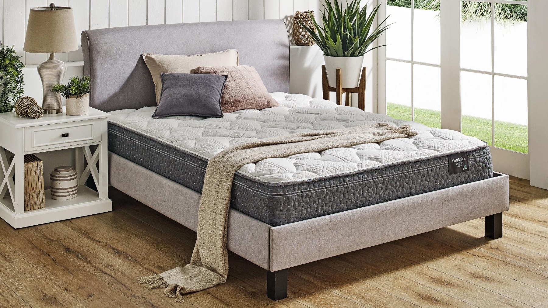 Sleepmaker Walton Plush Mattress - Queen 