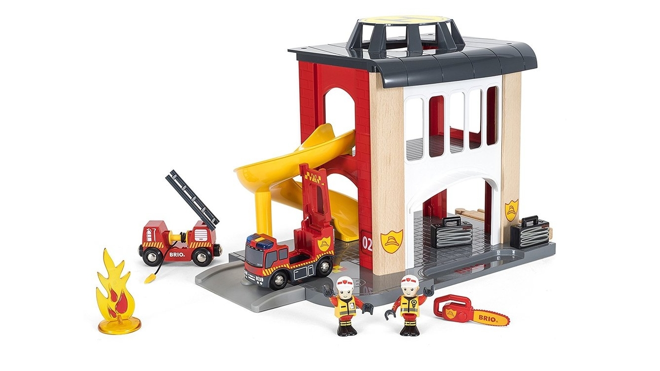 Brio 12-Piece Fire Station Vehicle Playset