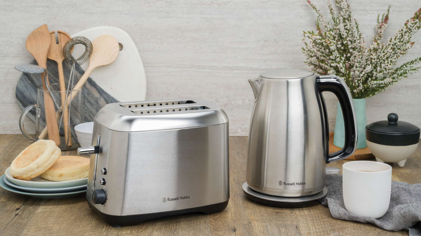 Russell Hobbs Carlton 2 Slice Toaster Brushed Stainless Steel