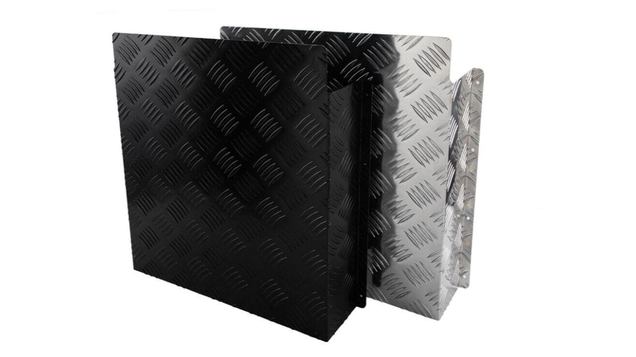 YS 15 Litre Caravan Diesel Tank Cover - Black/Silver