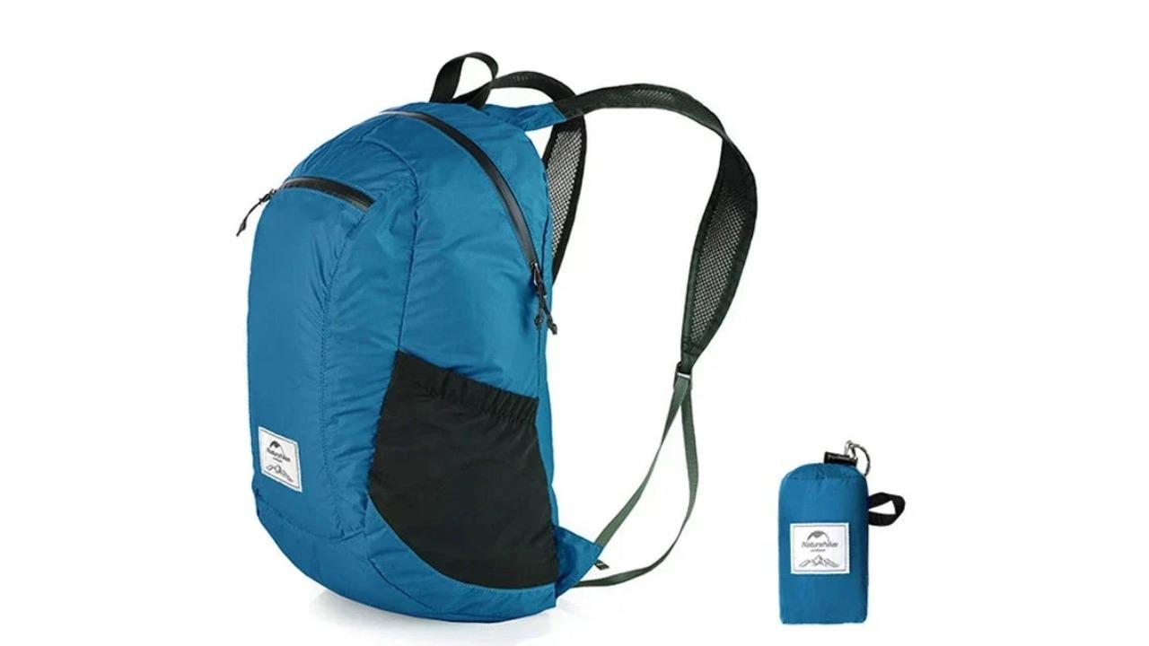 NNEOBA Ultralight 18 Litre Foldable Waterproof Hiking Backpack - Blue