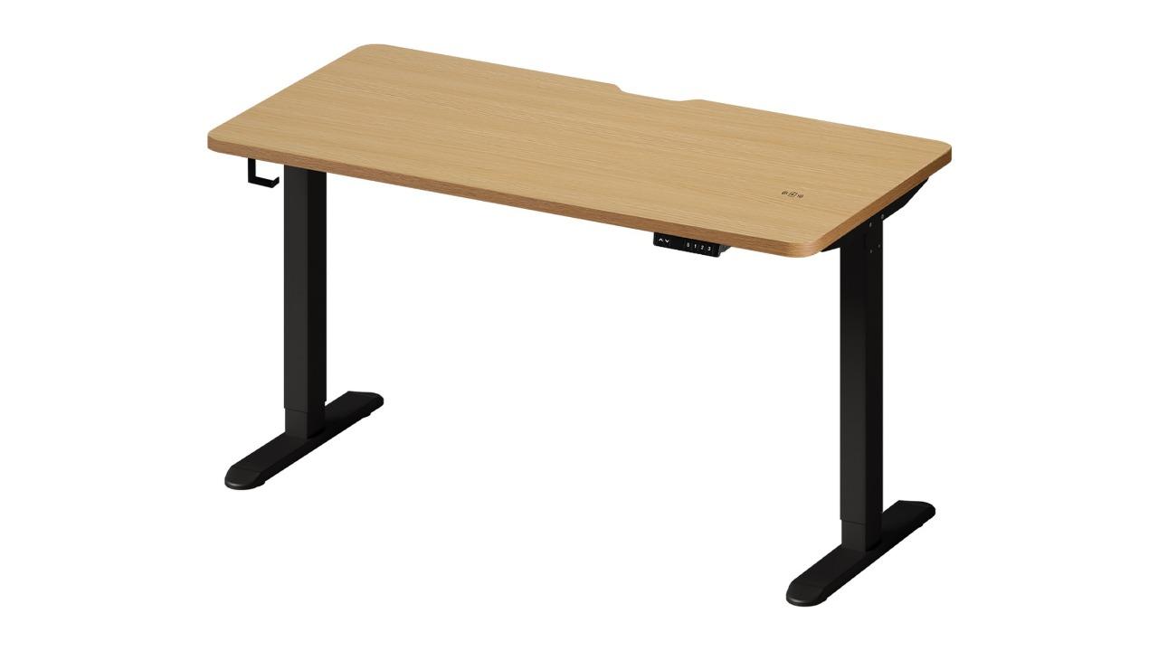 Oikiture Black Frame 140cm Electric Standing Desk with Wireless Charging Single Motor - Oak