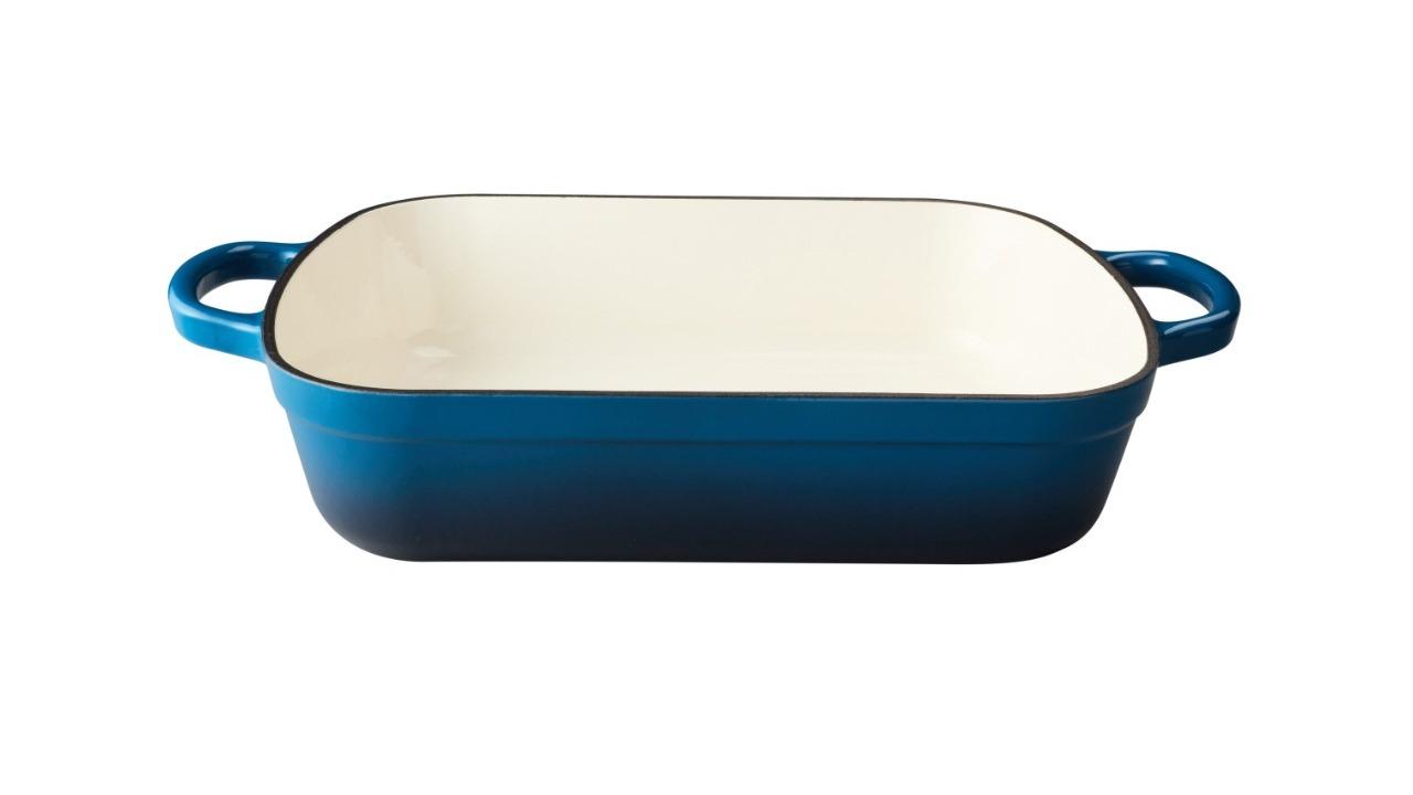 Maxwell & Williams Midnight Blue Cast Iron Roaster - 33 x 25cm