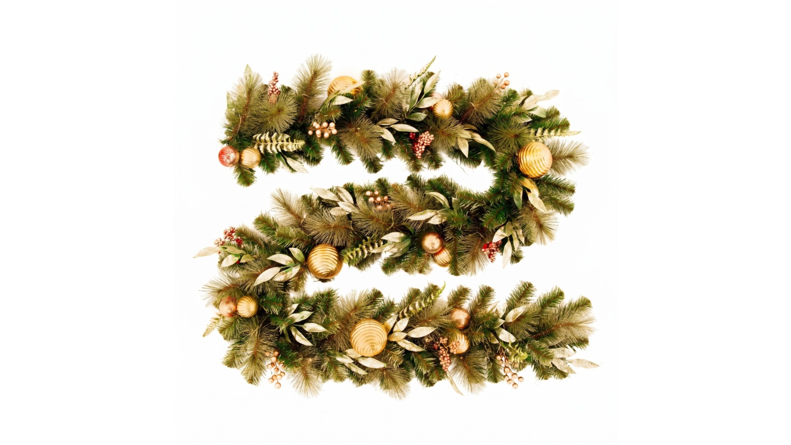 Christabelle Deluxe Mountain Pine Pre-Lit Christmas Garland - 2.74m
