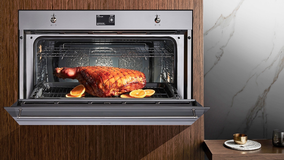 Smeg 900mm Classic Thermoseal Pyrolytic Oven Harvey Norman